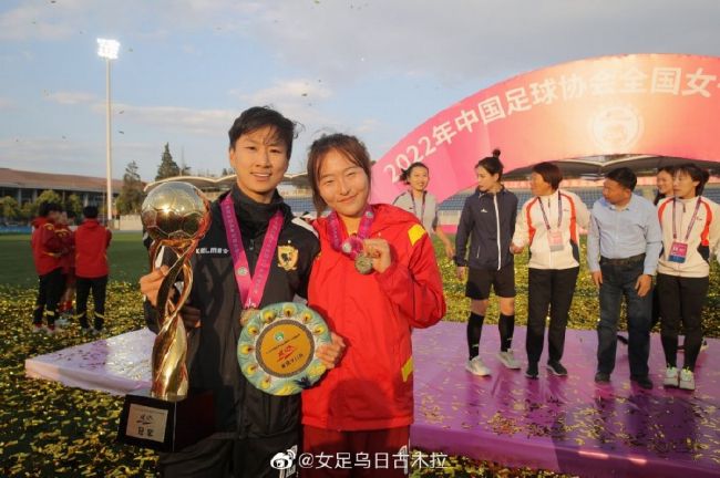 片中融入了湖南当地的美食与风土人情，以美食为线索串联起主人公的成长与情感变化，传递出温暖人心的治愈力量。